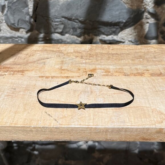 Dior Gold Star Ribbon Choker Necklace - Picture 1 of 6